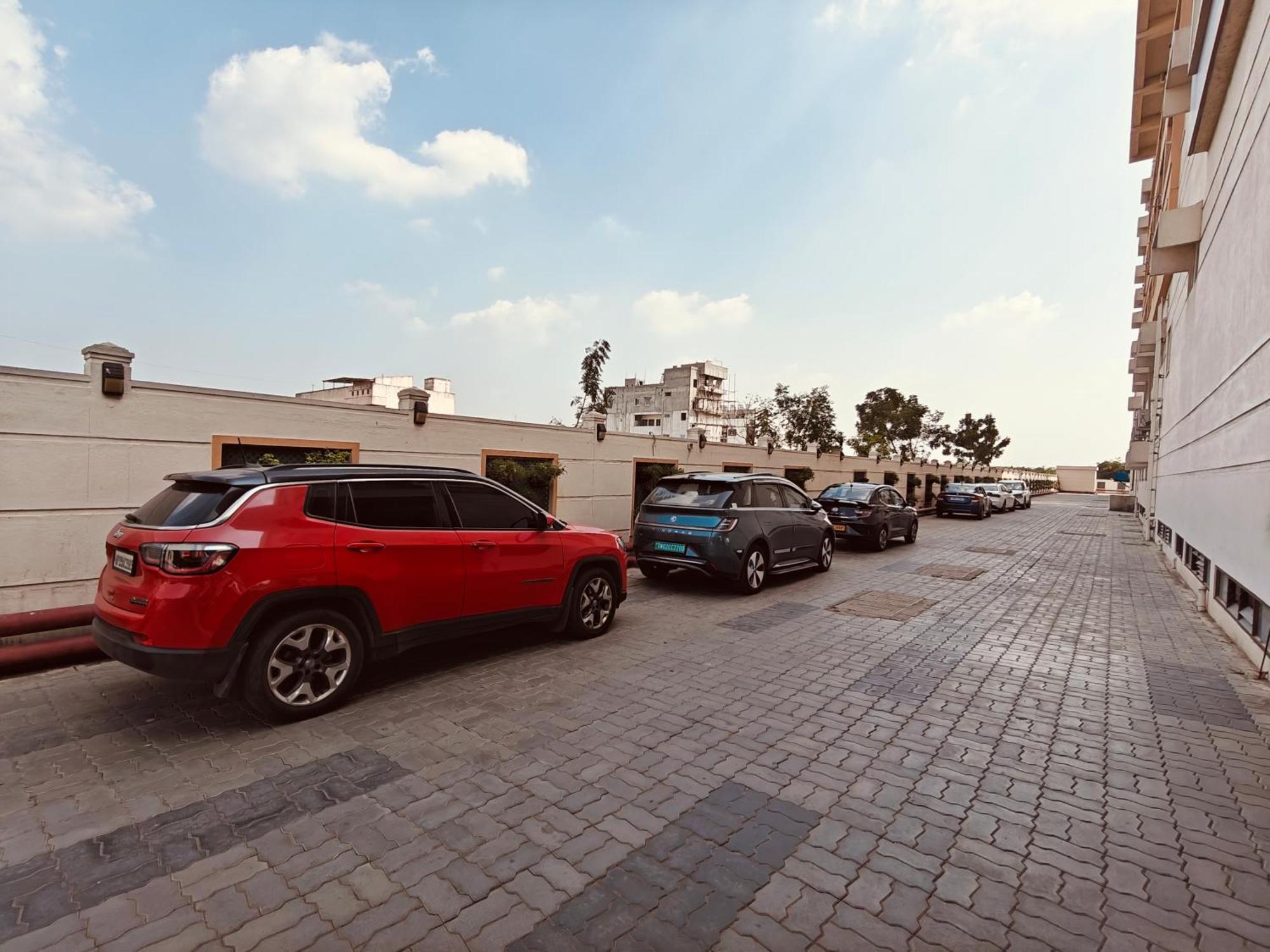 Mm Legacy - A Bergamont Hotel, Kanchipuram Exterior photo